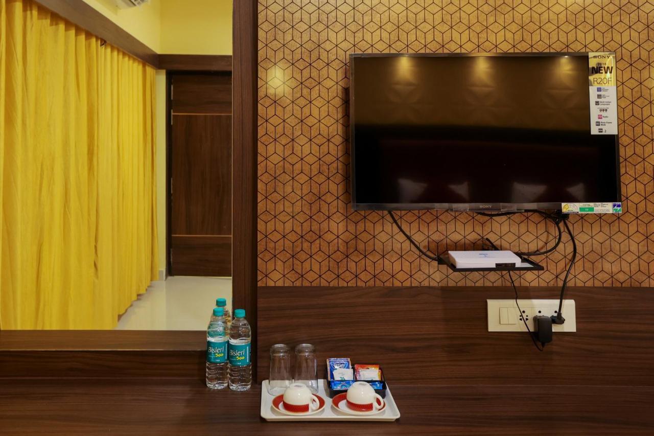 Sri Balaji Grand Hotel Kumbakonam Kültér fotó